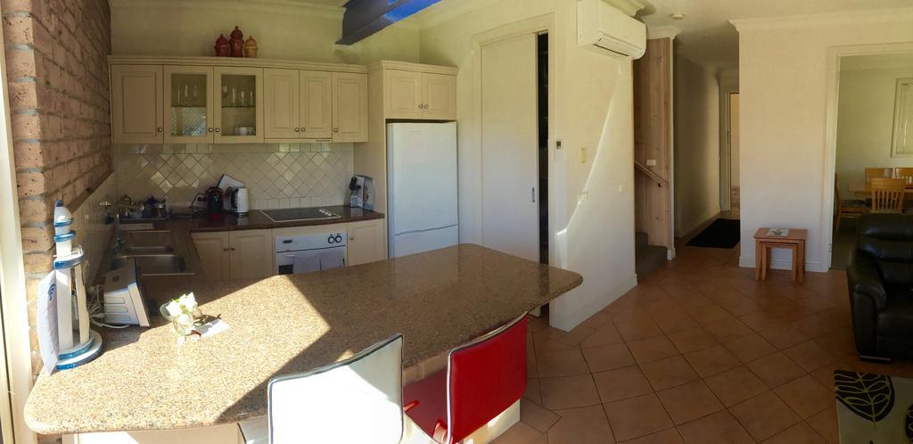 Dockside Waterfront Indulgence Villa Port Fairy Exterior foto